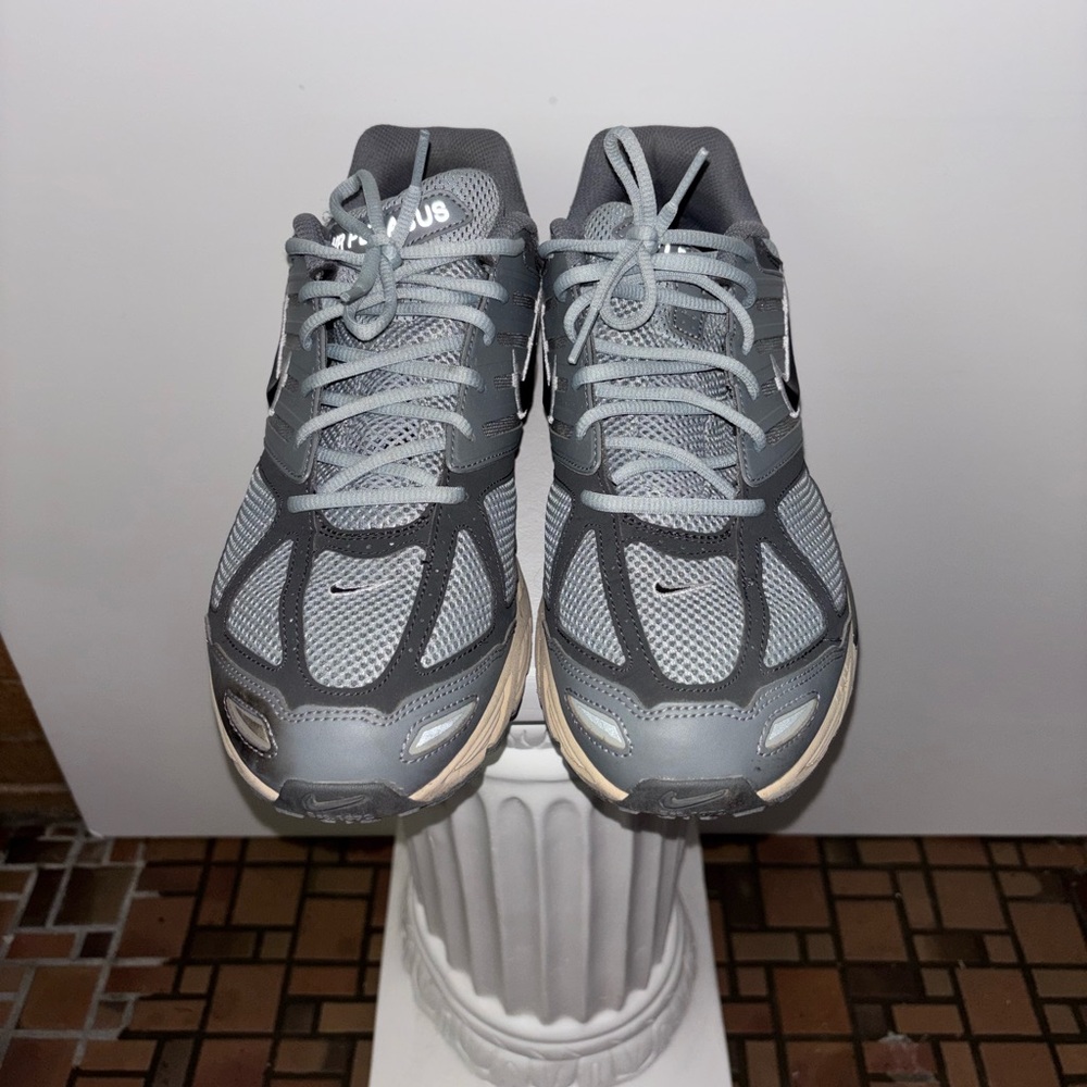 Nike Dark Gray Running Shoes